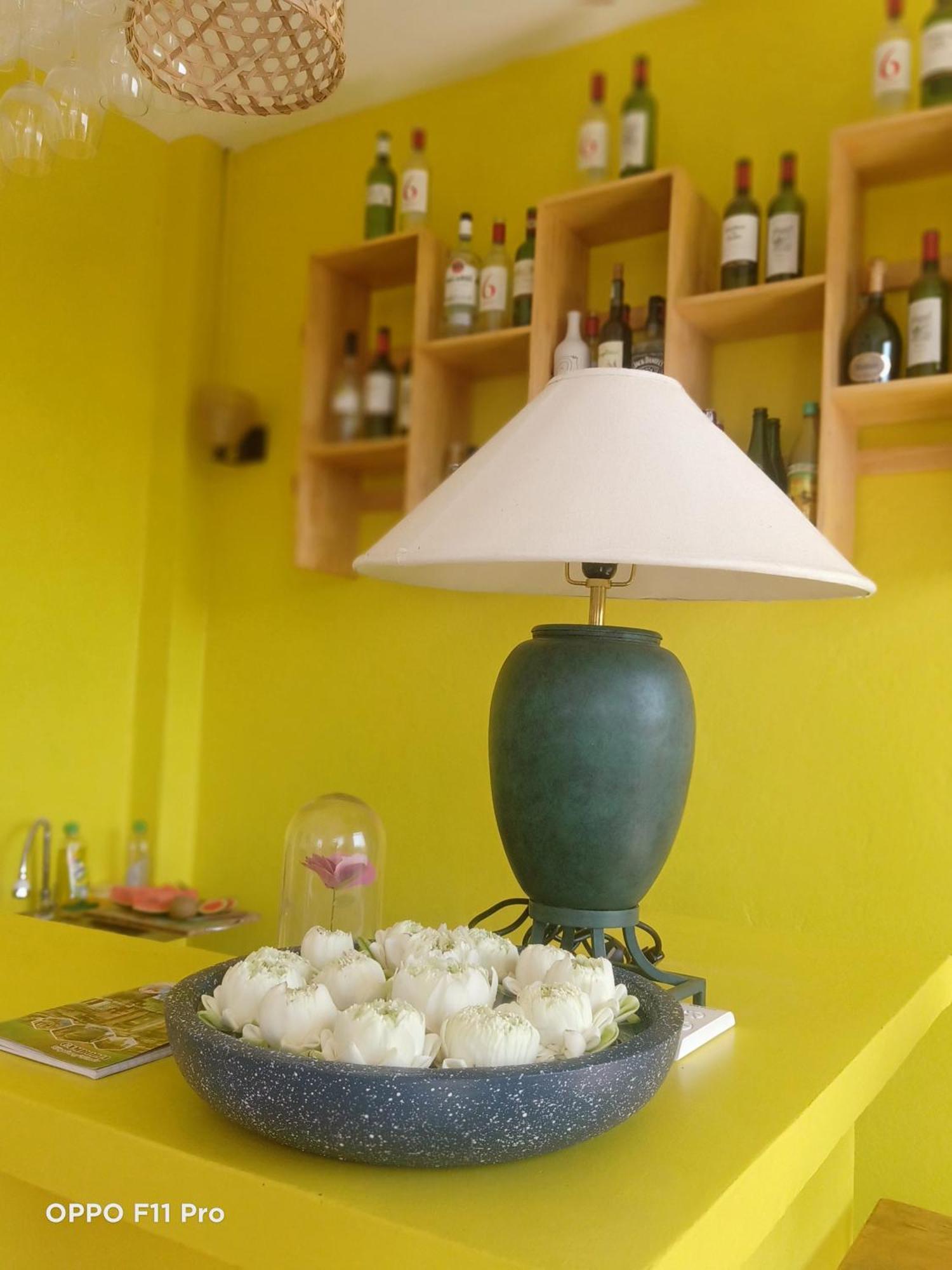 Homestay Yellow Natural House Сием Реап Екстериор снимка