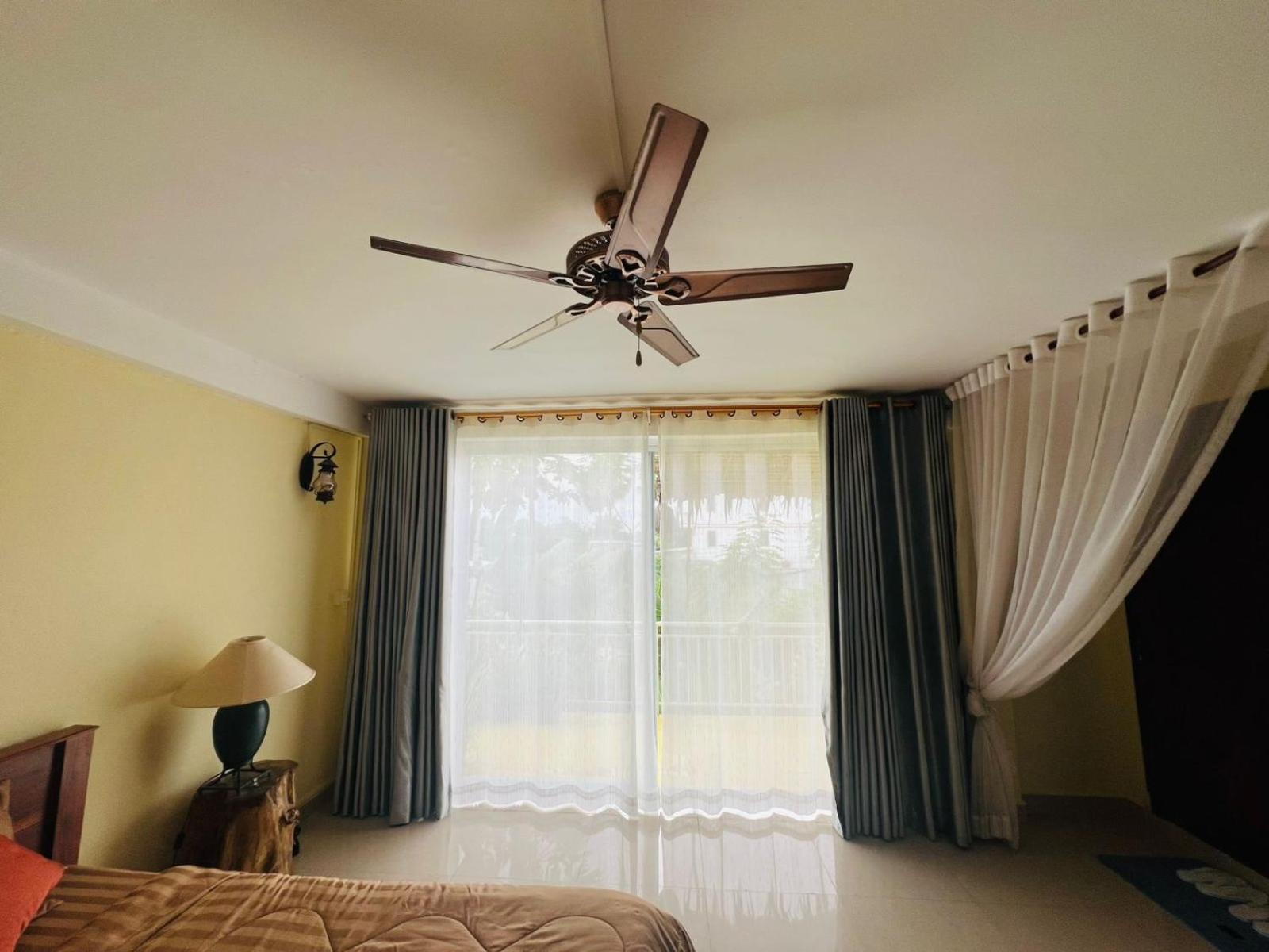 Homestay Yellow Natural House Сием Реап Екстериор снимка