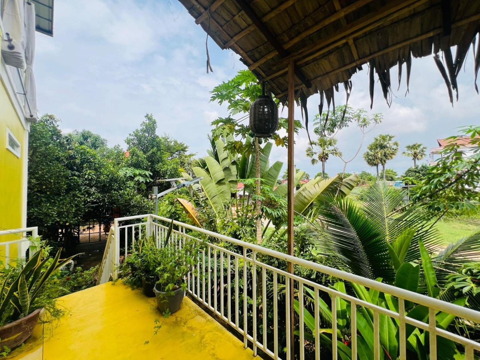 Homestay Yellow Natural House Сием Реап Екстериор снимка